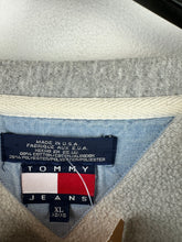 Load image into Gallery viewer, Vintage Tommy Hilfiger Sweatshirt
