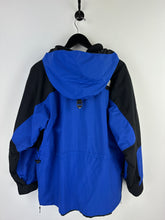 Load image into Gallery viewer, The North Face Gore Tex 2in1 Jacket (L)