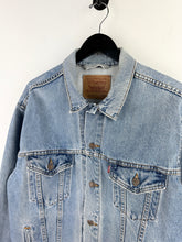 Load image into Gallery viewer, Vintage Levis Denim Jacket (L)