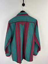 Load image into Gallery viewer, Vintage OshKosh Pearl Snap Shirt (L)