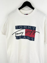 Load image into Gallery viewer, Vintage Tommy Hilfiger Tee (L)