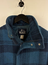 Load image into Gallery viewer, Vintage Woolrich Jacket