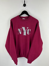 Load image into Gallery viewer, Vintage New York City Sweatshirt